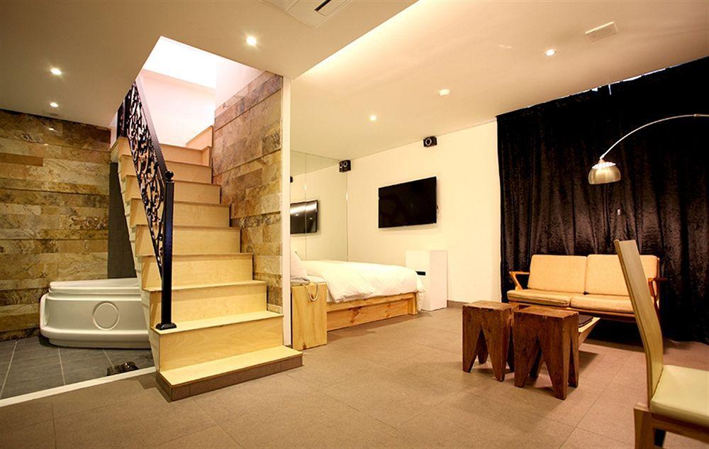 Diva Hotel Seoul Exterior photo