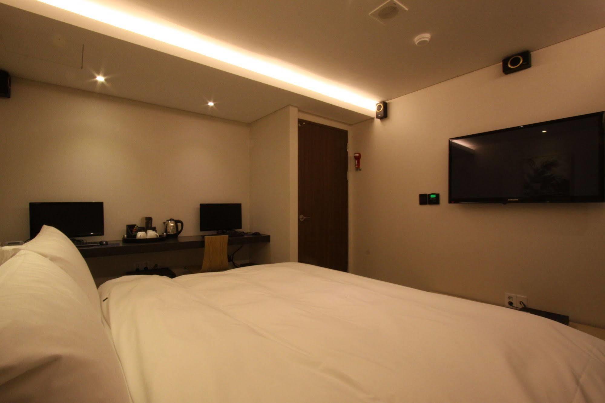 Diva Hotel Seoul Exterior photo